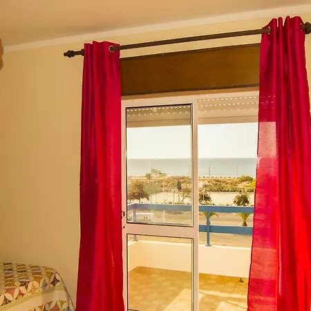 Apartamento Varanda Do Mar شقة